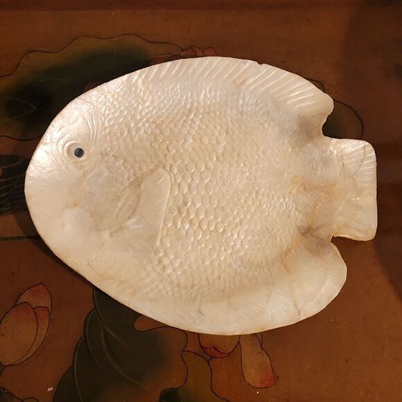 Capiz Shell Fish Plates Set of 5 Vintage - Picture 6 of 11